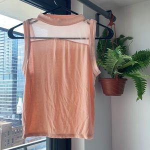 Size Small Guess Crop Top
